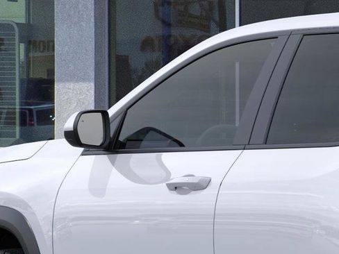 Used 2026 Chevrolet Equinox LT image 58