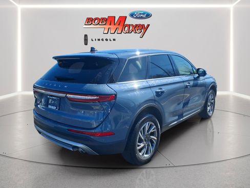 Used 2024 Lincoln Corsair AWD w/ Equipment Group 101A image 4