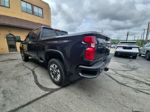 Used 2024 Chevrolet Silverado 2500 Custom w/ Custom Convenience Package AWD/4WD image 5