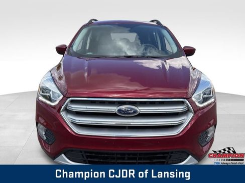 Used 2017 Ford Escape SE w/ Equipment Group 201A FWD image 10