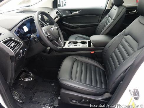 Used 2024 Ford Edge SEL w/ Convenience Package AWD/4WD image 9