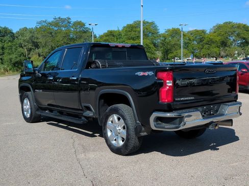 Used 2020 Chevrolet Silverado 2500 LTZ w/ LTZ Premium Package image 6