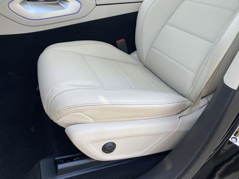 Certified 2025 Mercedes-Benz GLE 350 4MATIC image 20