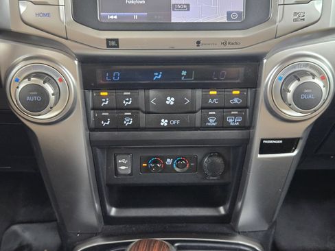 Used 2014 Toyota 4Runner Limited RWD image 19