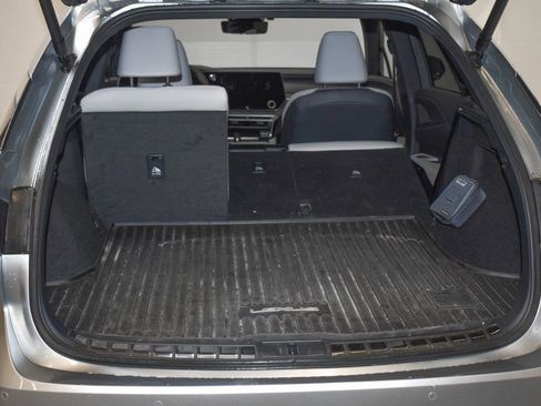 Used 2025 Lexus RX 350 w/ Convenience Package image 28