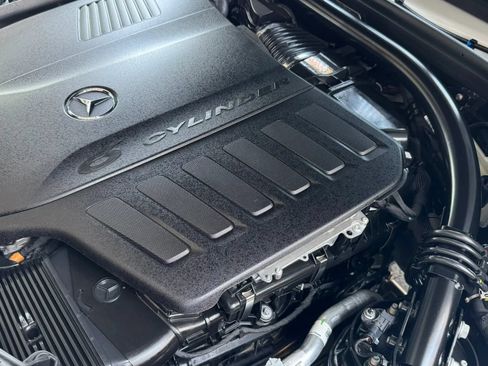 Used 2025 Mercedes-Benz G 550 image 93