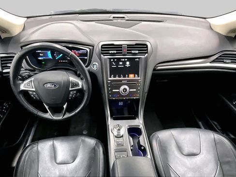 Used 2019 Ford Fusion Titanium FWD image 15