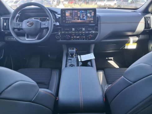 New 2026 Nissan Pathfinder Rock Creek w/ Rock Creek Premium Package AWD/4WD image 10