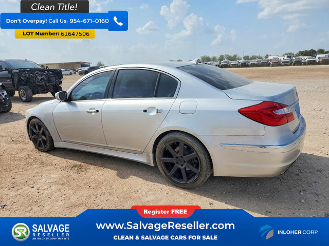 Used 2013 Hyundai Genesis 3.8 RWD image 3