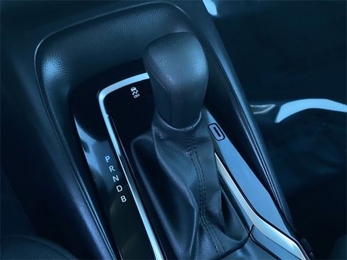 Used 2024 Toyota Corolla LE image 15