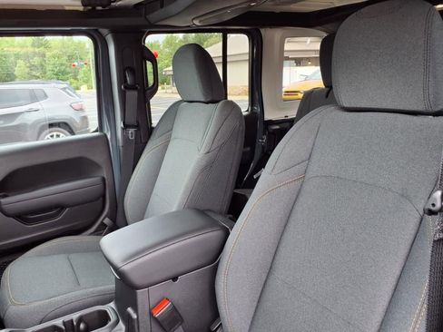 New 2025 Jeep Wrangler Sport S image 13