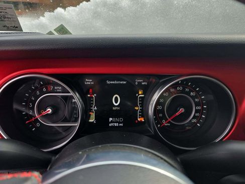 Used 2020 Jeep Gladiator Rubicon image 7