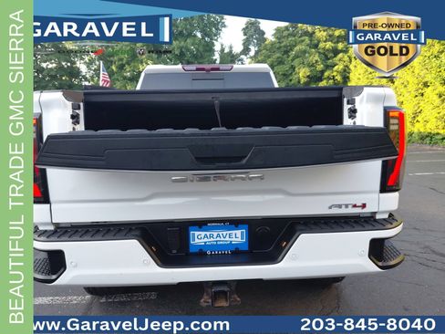 Used 2024 GMC Sierra 3500 AT4 w/ AT4 Preferred Package AWD/4WD image 21