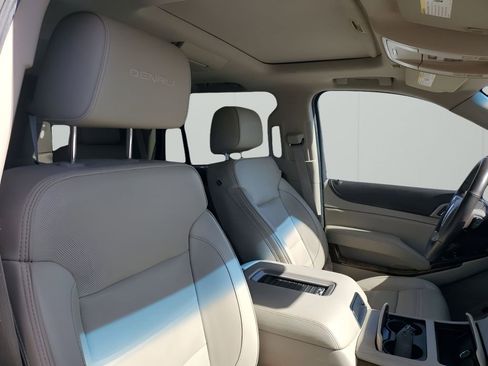 Used 2016 GMC Yukon Denali w/ Open Road Package image 15