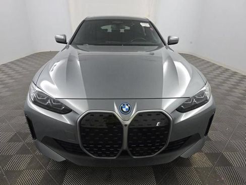 Used 2023 BMW i4 eDrive40 RWD image 5