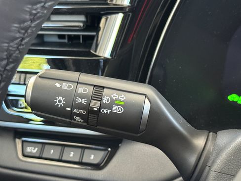 Certified 2026 Lexus TX 550h AWD Plug-In Hybrid w/ Technology Package image 33