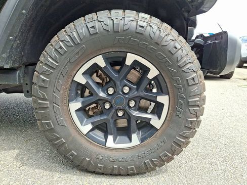 Used 2024 Jeep Wrangler Unlimited Rubicon 4xe AWD/4WD image 7