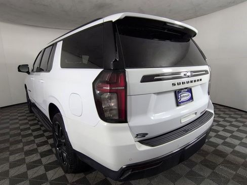 Certified 2022 Chevrolet Suburban RST w/ Luxury Package AWD/4WD image 8