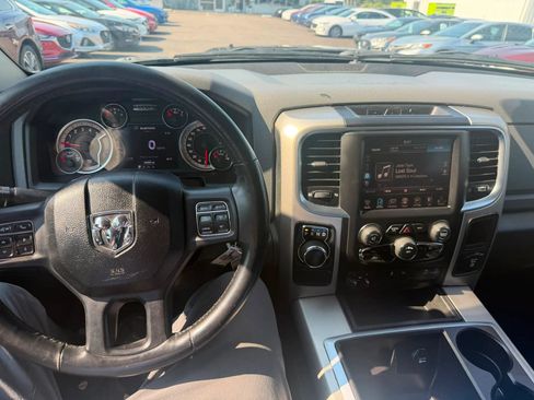 Used 2015 RAM 1500 Lone Star RWD image 17