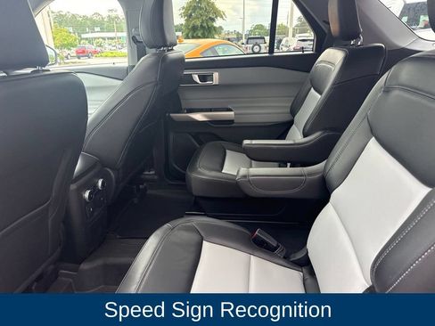 Used 2023 Ford Explorer XLT w/ Equipment Group 202A AWD/4WD image 27
