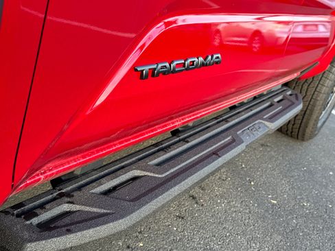 New 2025 Toyota Tacoma TRD Off-Road image 9