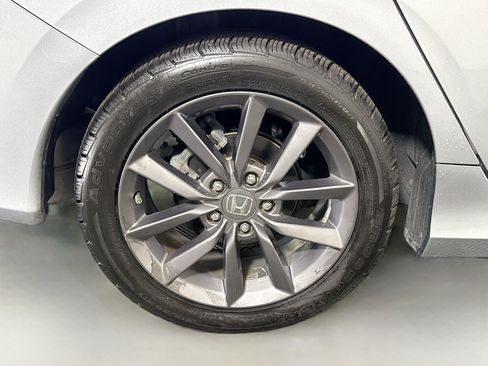 Used 2020 Honda Civic EX image 33