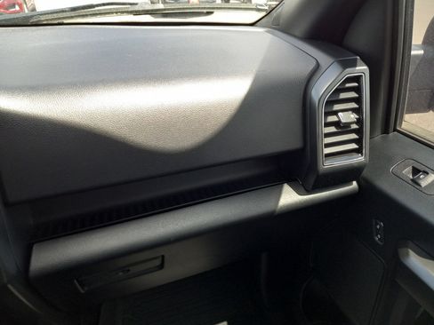 Used 2019 Ford F150 XLT w/ Equipment Group 302A Luxury image 17