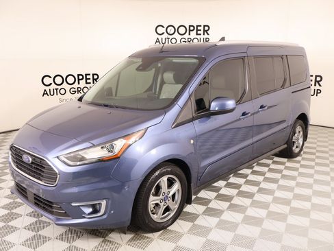 Used 2019 Ford Transit Connect Titanium w/ Trailer Tow Package FWD image 11