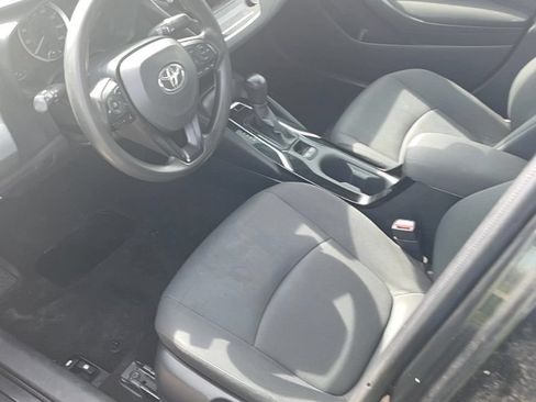 Used 2020 Toyota Corolla LE FWD image 6