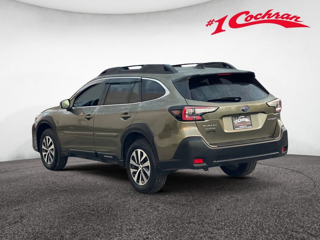 Used 2025 Subaru Outback Premium AWD/4WD image 22