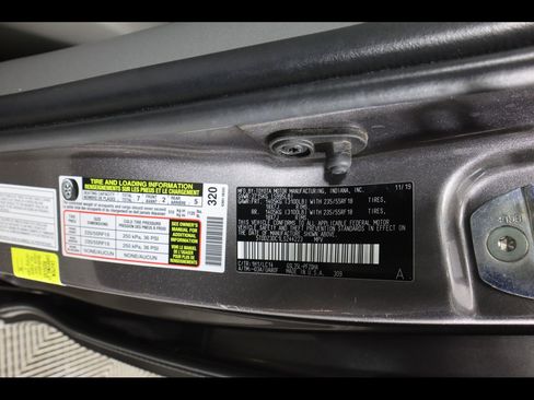 Used 2020 Toyota Sienna XLE Premium image 29