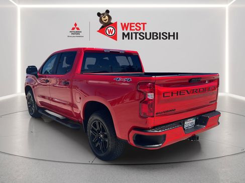 Used 2025 Chevrolet Silverado 1500 Custom w/ Turbomax Blackout Package AWD/4WD image 3