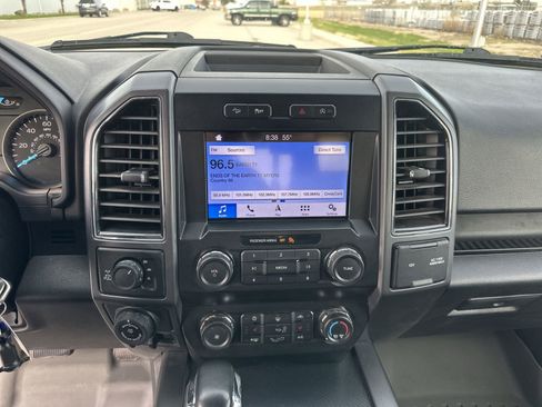 Used 2019 Ford F150 XLT w/ Equipment Group 302A Luxury AWD/4WD image 13