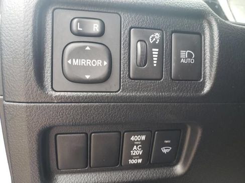 Used 2024 Toyota 4Runner TRD Off-Road Premium w/ Moonroof Package AWD/4WD image 25