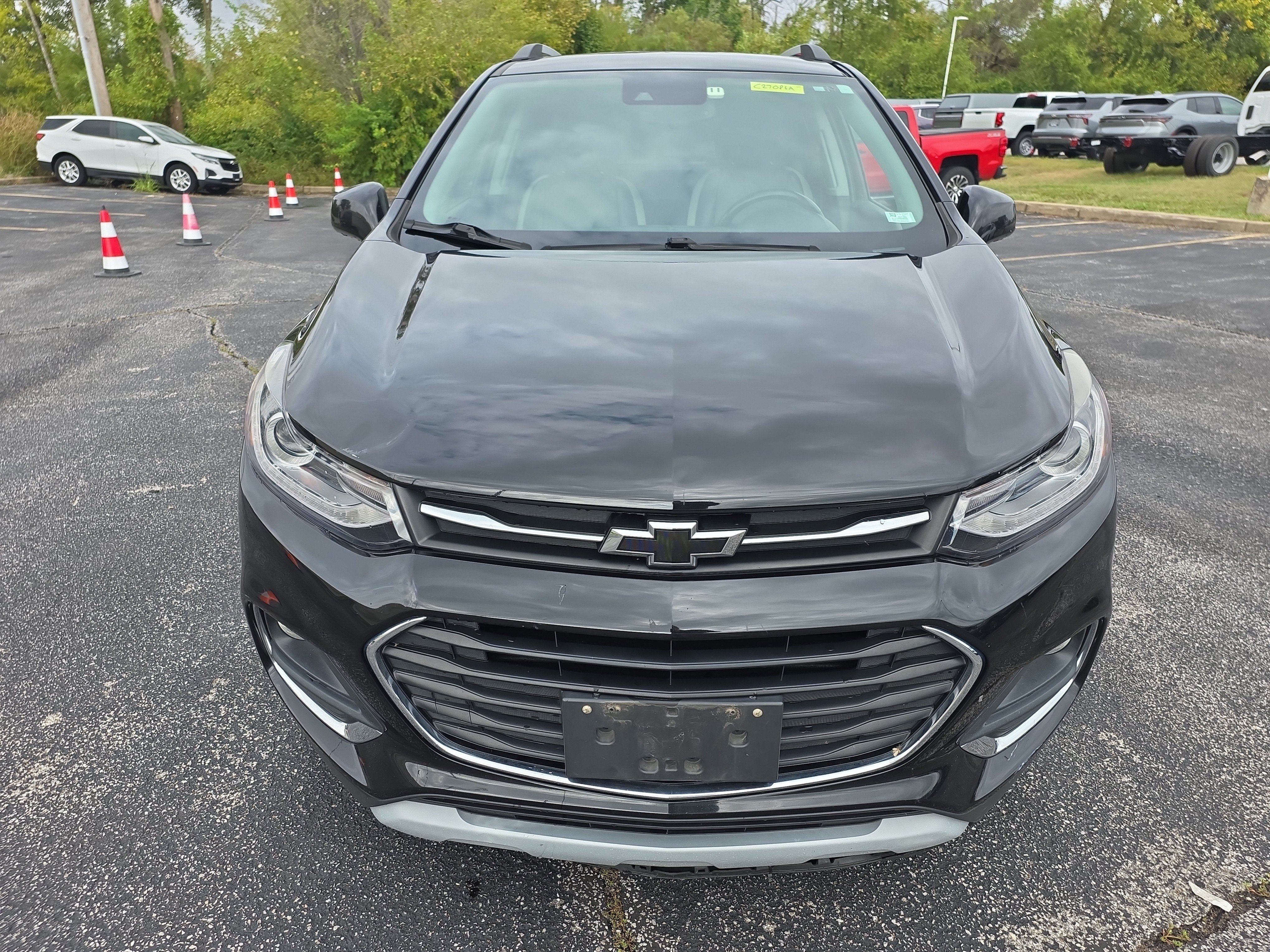 Used 2018 Chevrolet Trax Premier w/ Midnight Edition FWD image 8