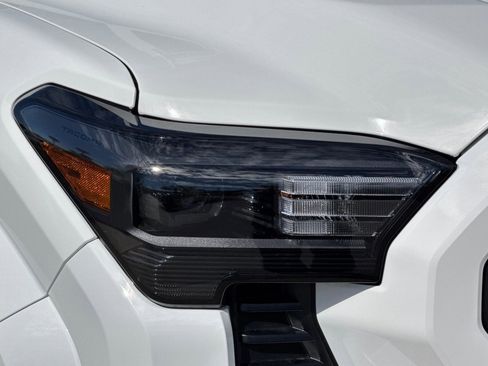 New 2026 Toyota Tacoma SR5 image 9