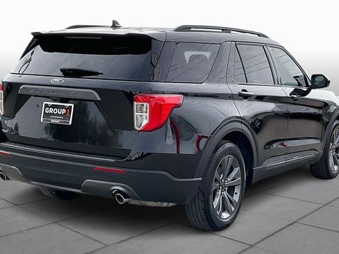 Used 2023 Ford Explorer XLT w/ Equipment Group 202A image 12