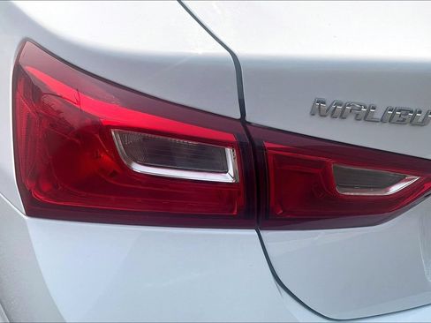 Used 2023 Chevrolet Malibu LT FWD image 29