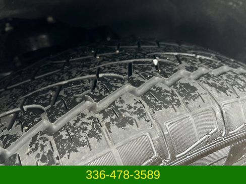 Used 2025 Ford Expedition Max Active AWD/4WD image 30
