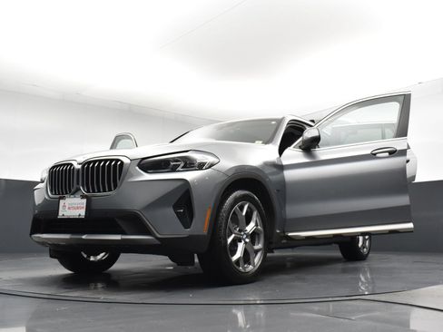 Used 2024 BMW X3 xDrive30i w/ Premium Package AWD/4WD image 28