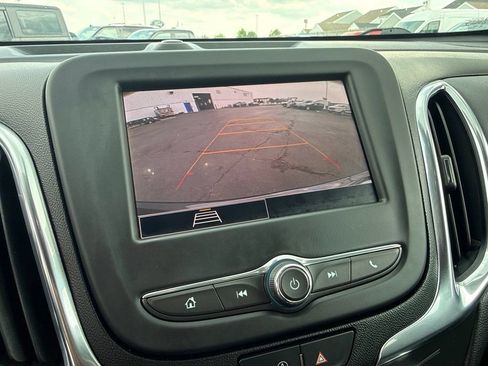 Used 2022 Chevrolet Equinox LT AWD/4WD image 24