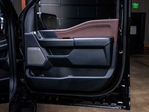 Used 2023 Ford F150 Lariat w/ Equipment Group 502A High image 36