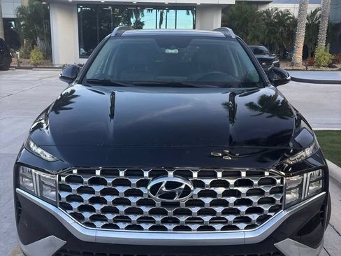 Used 2021 Hyundai Santa Fe SEL w/ Convenience + Premium Package FWD image 4