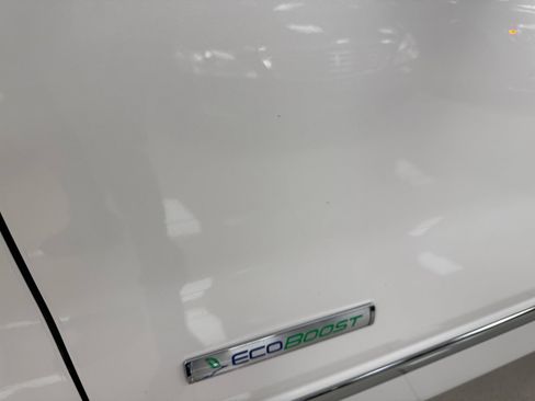 Used 2014 Ford F150 Platinum image 32