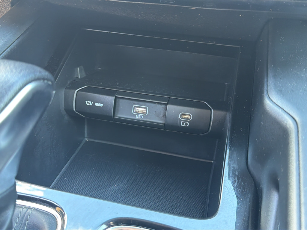 Used 2024 Kia Telluride LX FWD image 32