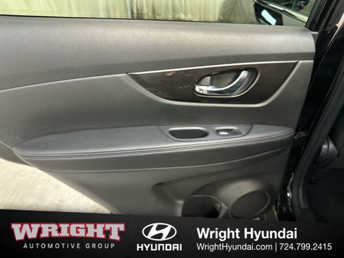 Used 2019 Nissan Rogue S w/ Special Edition Package image 12