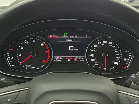 Used 2022 Audi Q5 2.0T Premium w/ Convenience Package AWD/4WD image 19