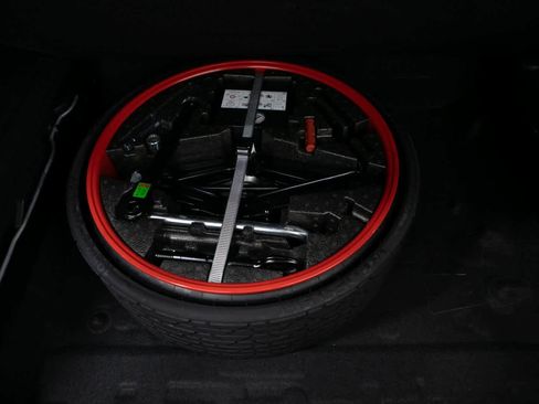 Certified 2022 Porsche Cayenne image 30