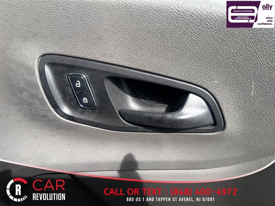 Used 2025 Ford Transit 250 148 High Roof RWD image 31