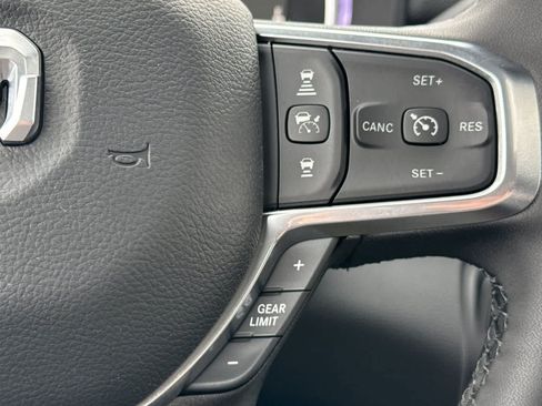 New 2026 RAM 2500 Laramie AWD/4WD image 27